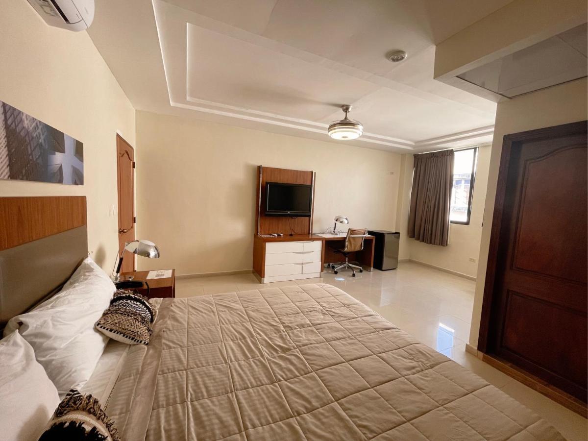 Hotel Libertad At Historic Main Street Santo Domingo Bagian luar foto
