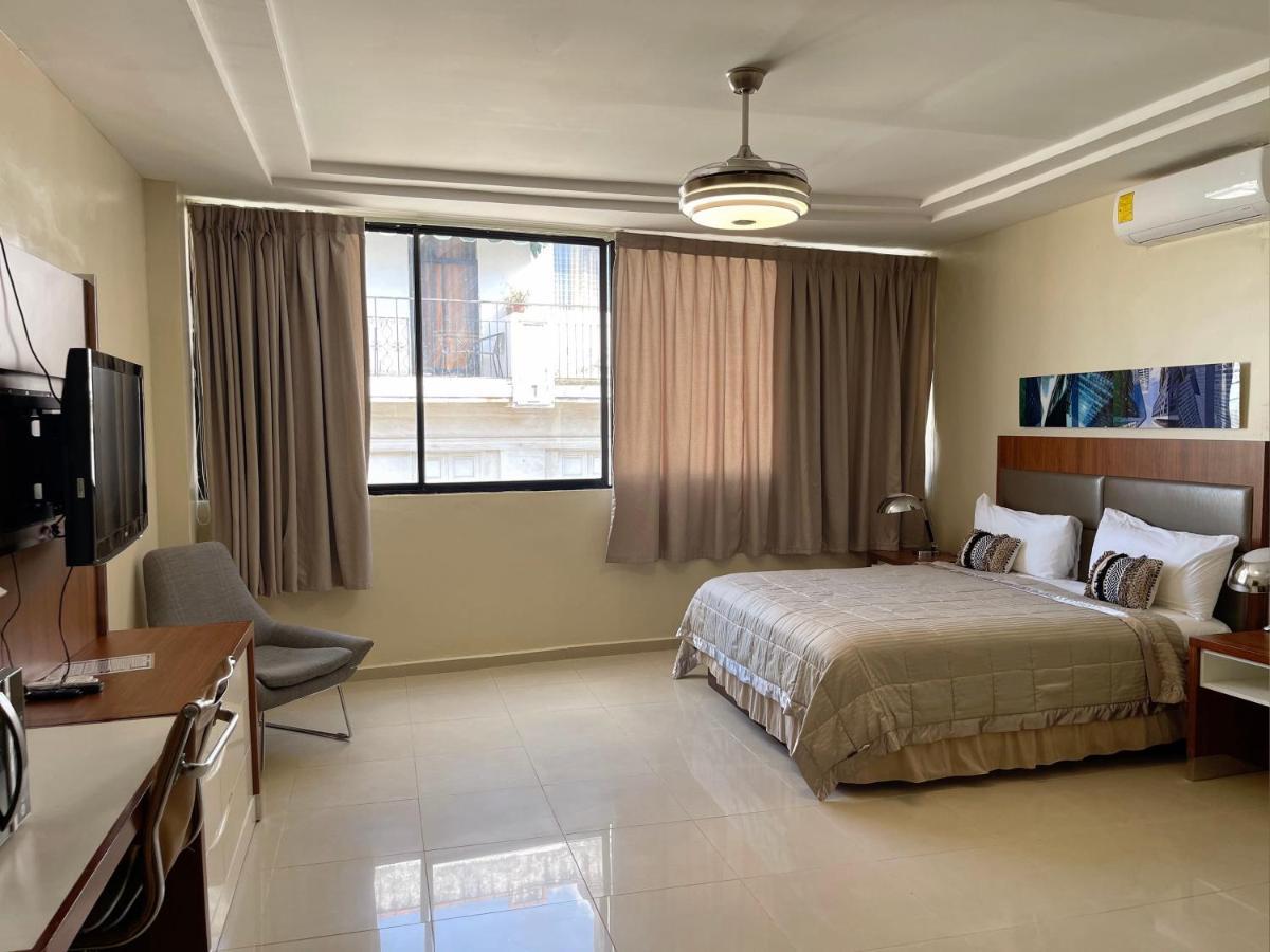 Hotel Libertad At Historic Main Street Santo Domingo Bagian luar foto