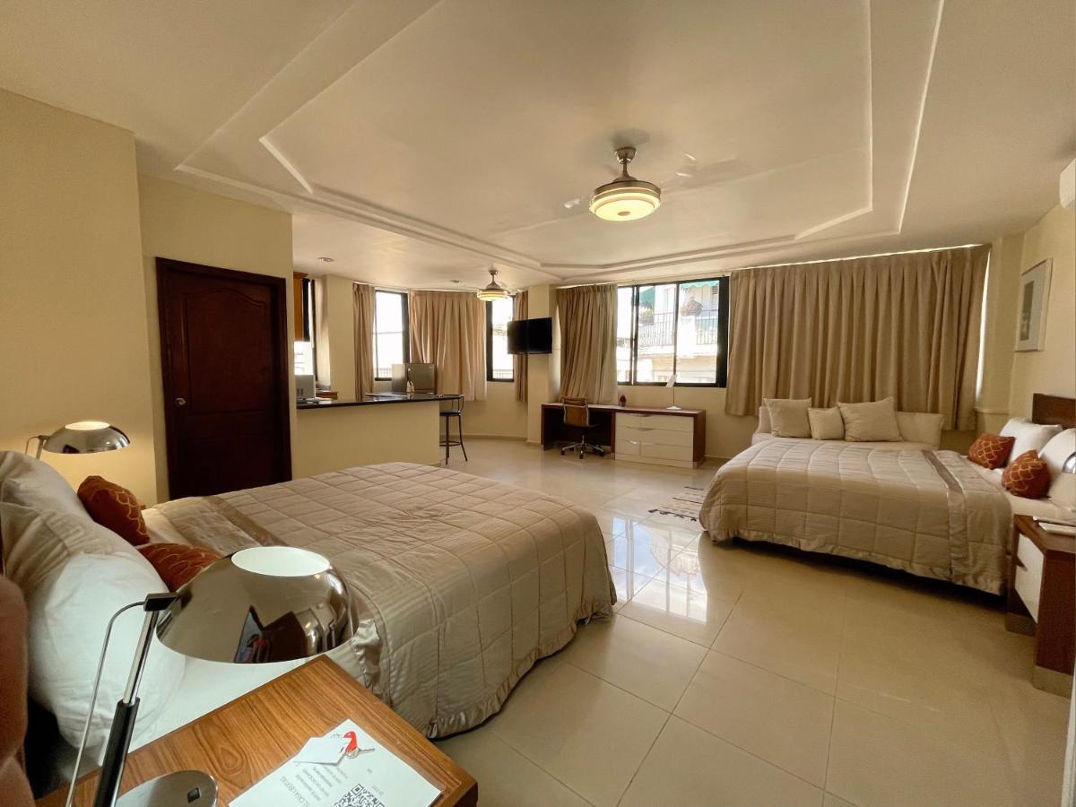 Hotel Libertad At Historic Main Street Santo Domingo Bagian luar foto