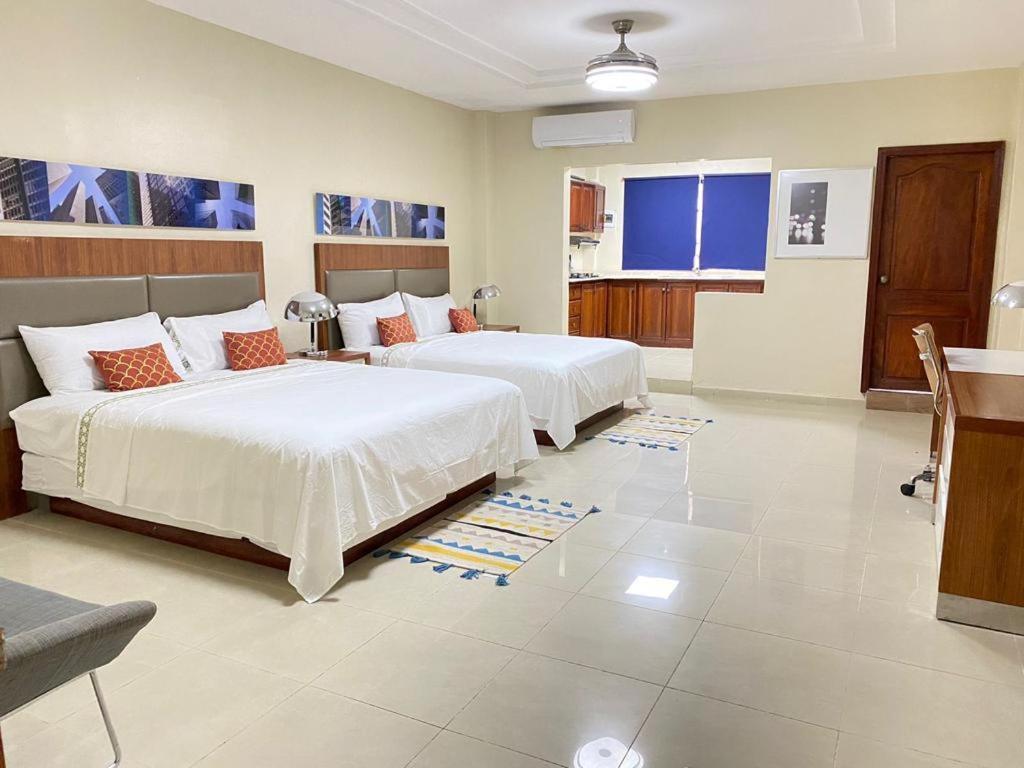 Hotel Libertad At Historic Main Street Santo Domingo Bagian luar foto