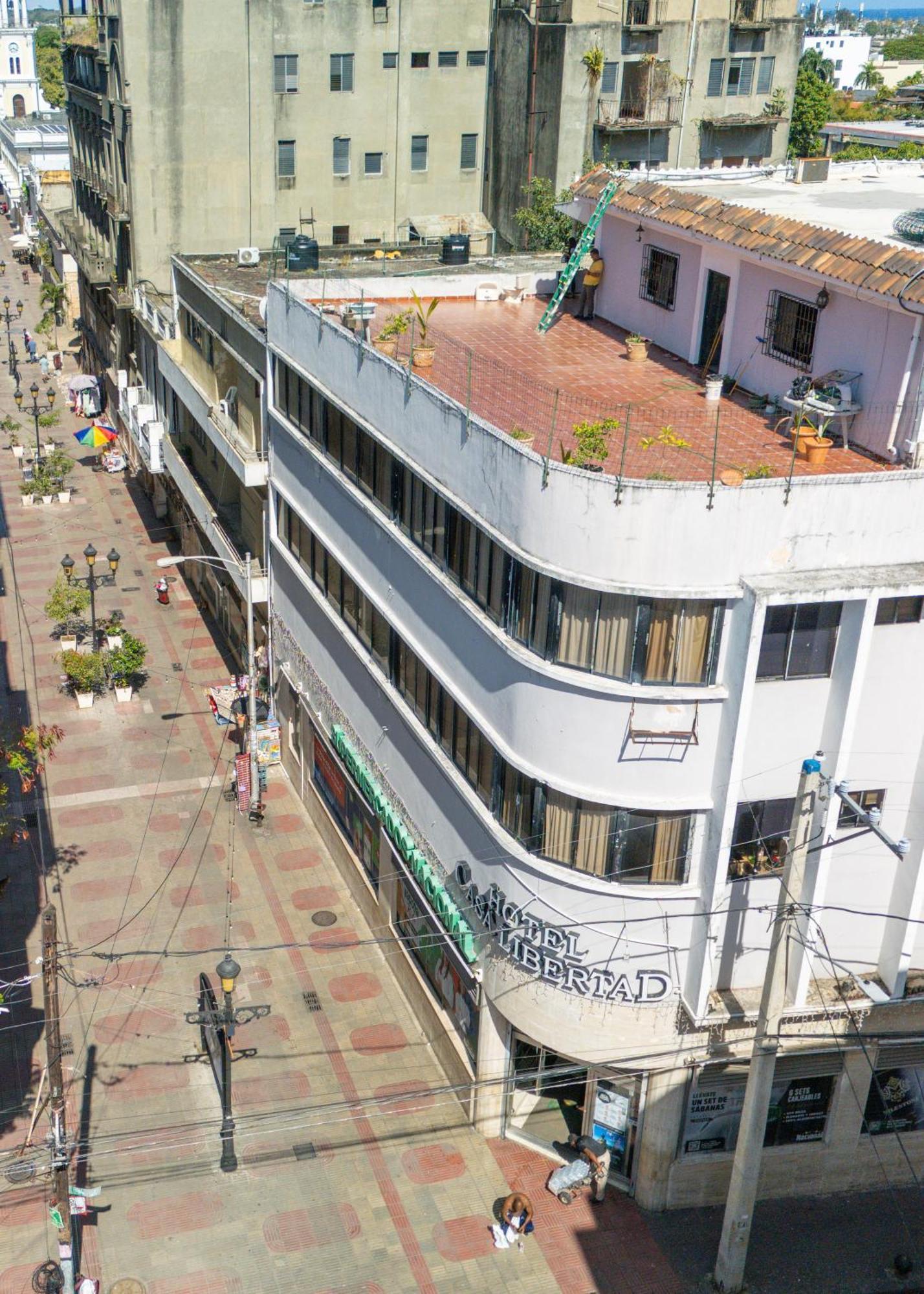 Hotel Libertad At Historic Main Street Santo Domingo Bagian luar foto